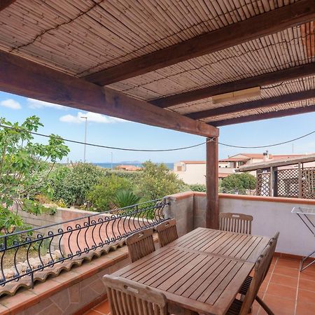 Villa Alfredo Golfo Aranci Exteriör bild