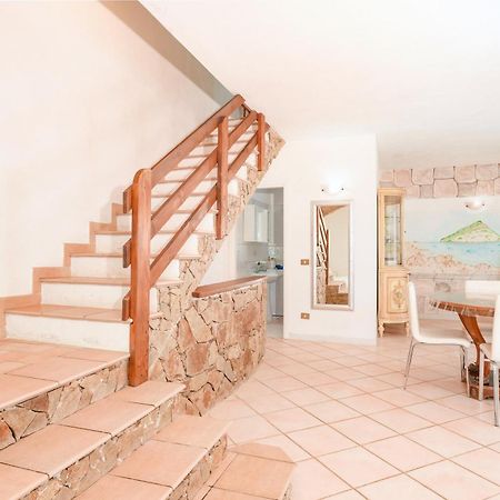 Villa Alfredo Golfo Aranci Exteriör bild